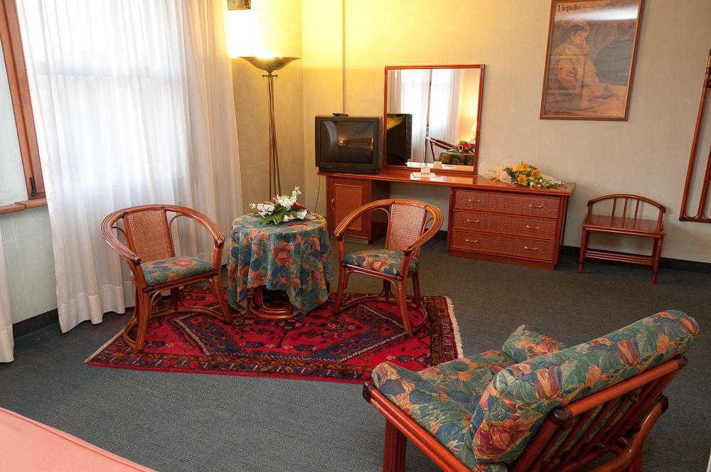 Hotel Villa Isabela SantʼAngelo Exteriör bild