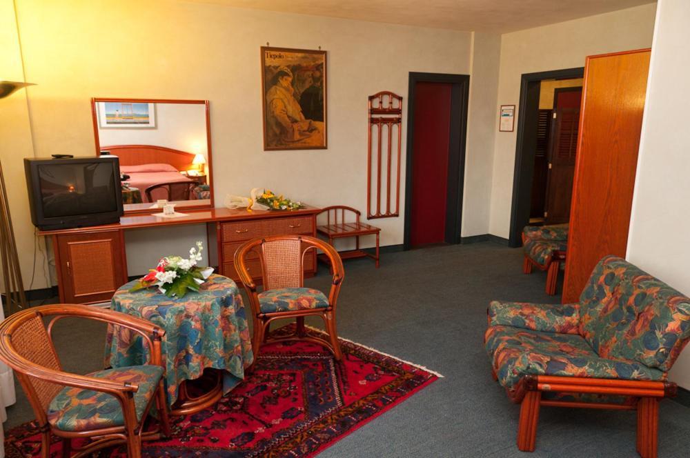 Hotel Villa Isabela SantʼAngelo Exteriör bild
